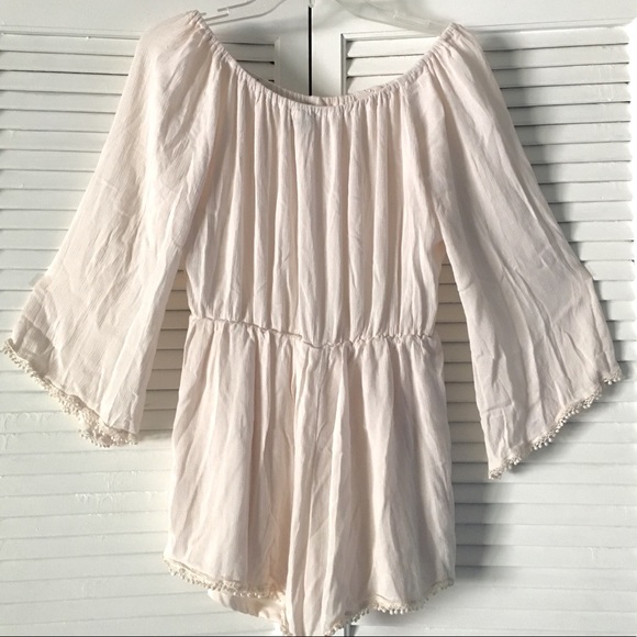 ROMEO & JULIET Crochet Detailed Ivory ROMPER - Picture 6 of 8